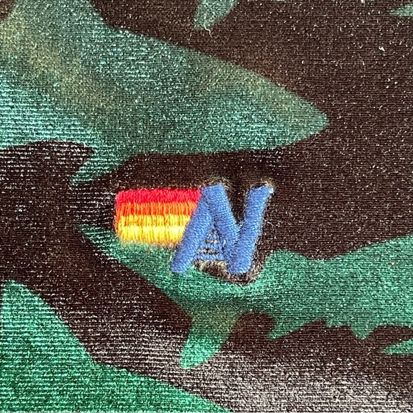Rare AVIATOR NATION Velvet Shark Sweatshirt Pullover Unisex Medium - Picture 5 of 8